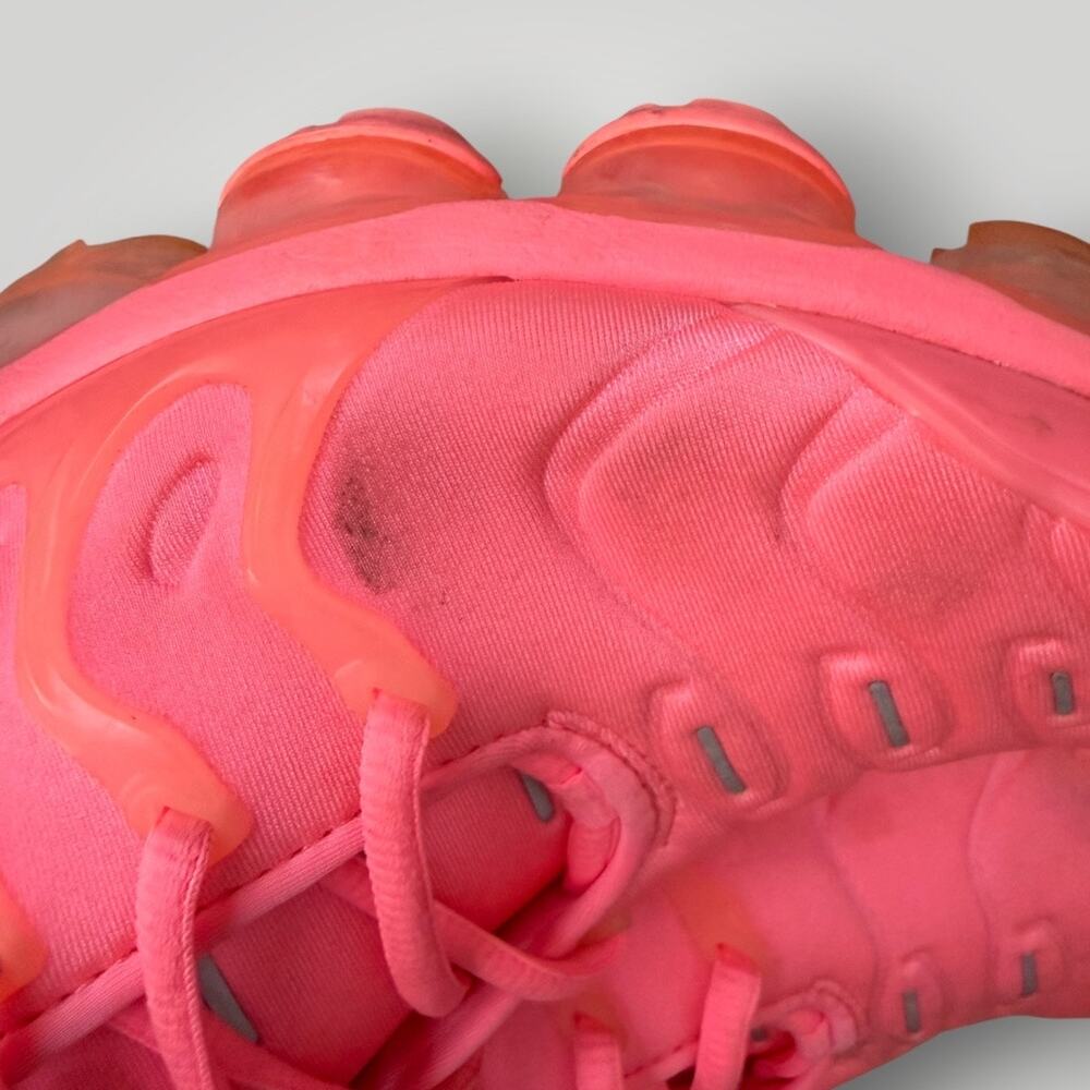 NIKE AIR VAPORMAX PLUS RUNNING SHOES WOMEN SIZE 8 US PINK - Picture 7 of 10